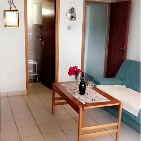 Anna Apartment *
