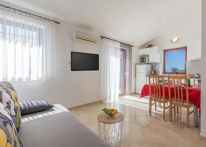 Anna Rogoznica (Sibenik-Knin)